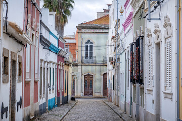 Fototapeta na wymiar Typical street of the city of Faro