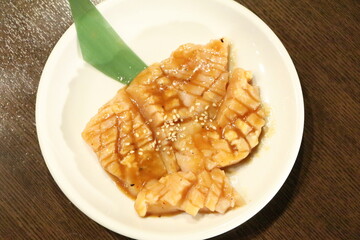 美味しそうな焼く前の生のミノ（焼肉）