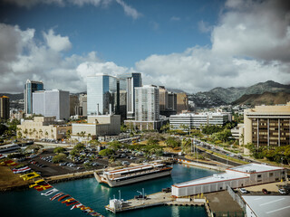 Fototapeta na wymiar View of the Honolulu Port skyline. Downtown of Honolulu, Hawaii