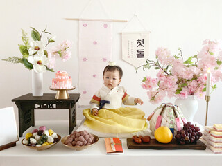 first birthday party, Korean traditional event, Hanbok