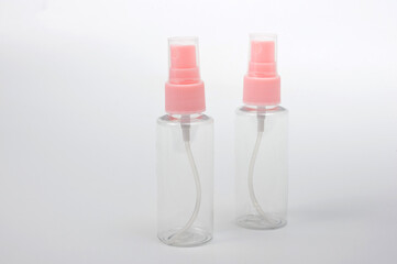 Travel set of plastic transparent containers for cosmetics.