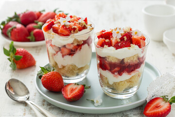 delicious strawberry vanilla cream dessert - 507242609