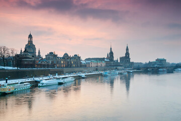 Winterabend in Dresden, Deutschland