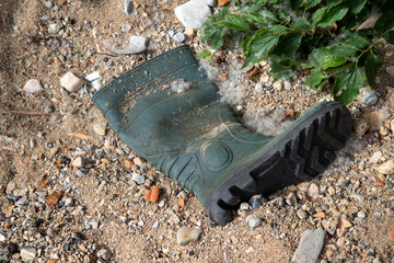 Obraz premium garbage and pollution in the rivers due to lack of maintenance and awareness