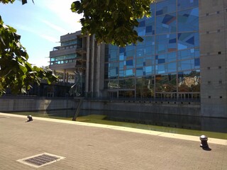 Bilbao, visita a sus parques y la torre Iberdrola. España.