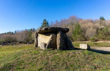 Dolmen da Casiña da Moura (3000-2500 a.C.). As Maus de Salas, Ourense, España. © Nandi Estévez