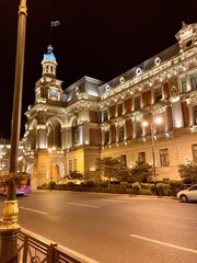 Fototapeta na wymiar view of the city hall,night city,baku,view,walking 