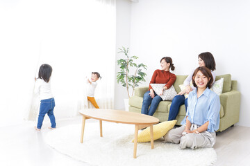 Women neighborhood image