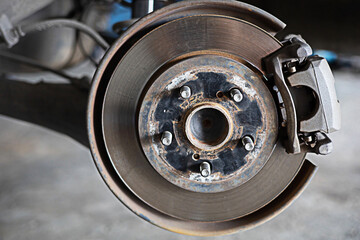 Disc brakes, vehicle brake systems, removed for inspection and maintenance