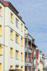 Fototapeta premium Weisses modernes Wohnhaus, Mehrfamilienhaus, Bremen, Deutschland