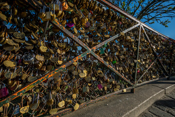 Liebesschlösser in Paris