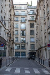 Fototapeta na wymiar Innenhof in Paris