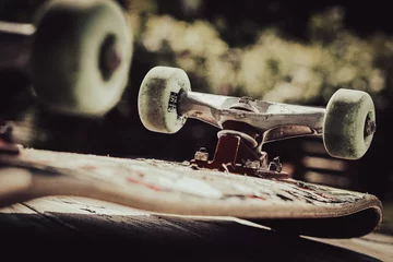 Schilderijen op glas old skateboard © Filip