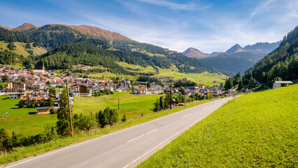 Nauders (Tyrol, Austria) is located at the end of the Finstermunzpass in a high valley of the Ötztal Alps. The Swiss and Italian borders are near. The district capital of Landeck is near.