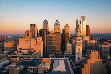 Fototapeta na wymiar Philadelphia city skyline rooftop view