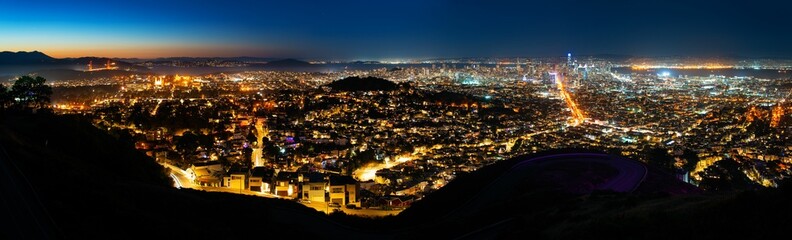San Francisco skyline panorama at night