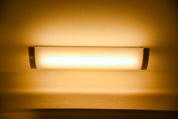 シーリングスポットライト