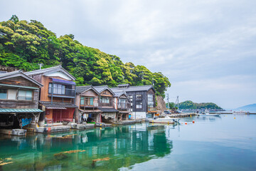 Fototapeta na wymiar 京都　伊根の舟屋 