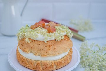 sweet home made vanilla rhubarb cake with elderflower