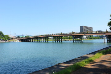Fototapeta na wymiar 瀬田の唐橋の風景