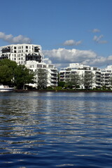 Wohnen an der Spree in Berlin