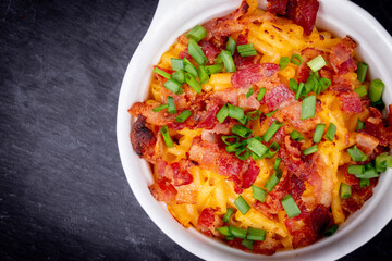 Mac and cheese with bacon and green onion