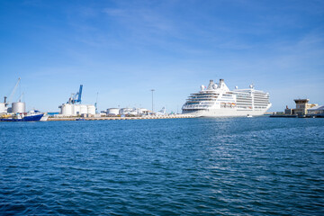 Fototapeta na wymiar Port of Sète