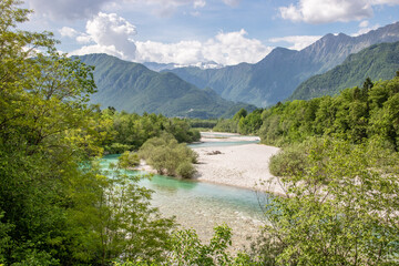 Soca zwischen Tolmin und Kobarid
