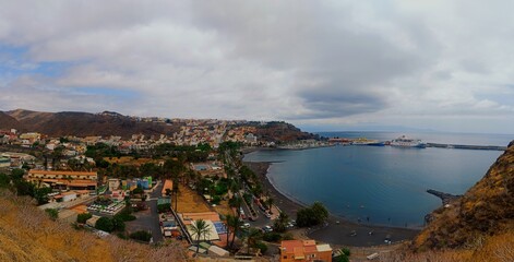 Fototapeta premium Panorámica de San Sebastian de la Gomera
