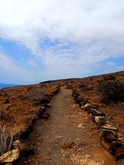 Sendero en una ruta de senderismo de la Gomera