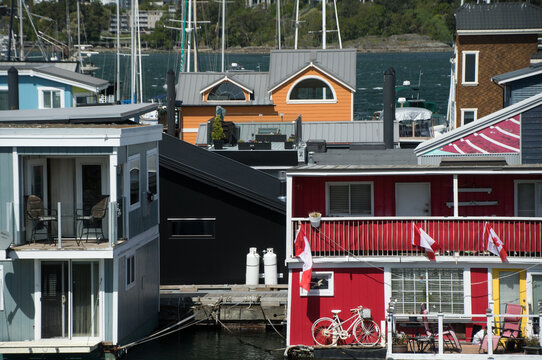 Colorful floating houses in Fishermans wharf