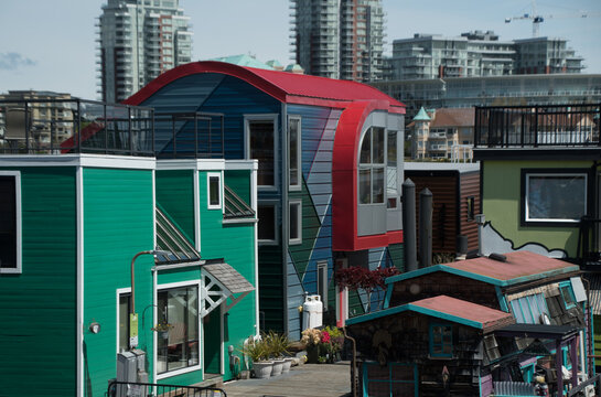 Colorful floating houses in Fishermans wharf - 2