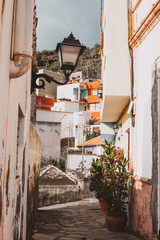Fototapeta premium Narrow street in the spanish town.