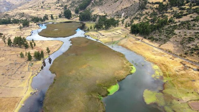 The best of Peru: Archaeological Complex of Pumacocha in Ayacucho - Vilcas Huam&aacute;n 