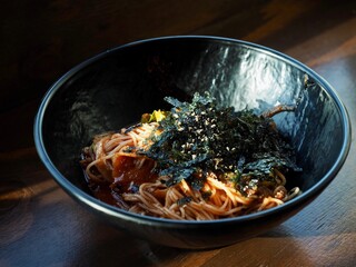 한국의 전통음식 채소 비빔국수