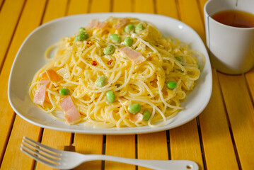 ベーコンと枝豆のカルボナーラ