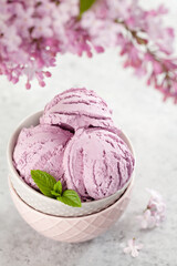 Ice cream sundae bowl