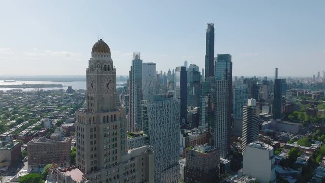 flying clockwise view of downtown Brooklyn