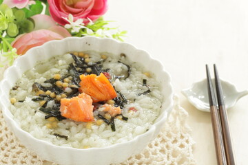 Japanese comfort food, grilled salmon in green tea rice 