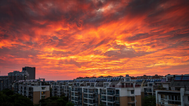 fire cloud and buildings of Yangzhou scenery