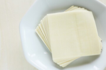 Chinese dumpling cooking ingredient, square thin dough for wonton skin 