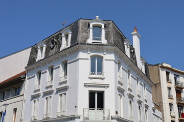Maison typique, vue de l'extérieur, ville de Montluçon, département de l'Allier, France
