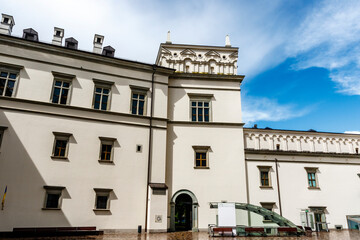 Fototapeta na wymiar Courtyard of the palace of the Grand Dukes of Lithuania in Vilnius, Lithuania, Europe