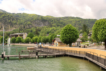 Fototapeta premium St. Gilgen; Seepromenade am Wolfgangsee