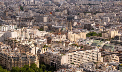 Fototapeta na wymiar Vue des 7ème et 15ème arrondissements de Paris (France)
