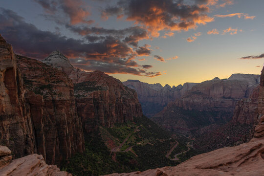 Zion NP, Sunset © Sophie