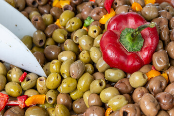 Olive piccanti 2