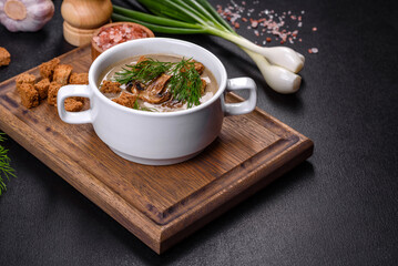 A delicious fresh, thick soup of mushroom puree with breadcrumbs, spices and herbs