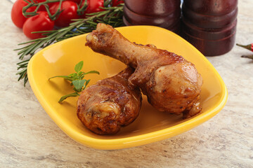 Roasted chicken legs with spicy sauce