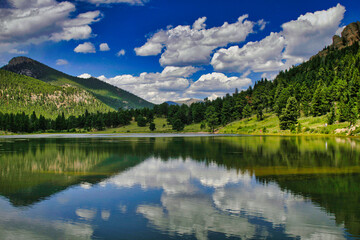 Naklejka na ściany i meble Sprague Lake in Rocky Mountain Park Colorado